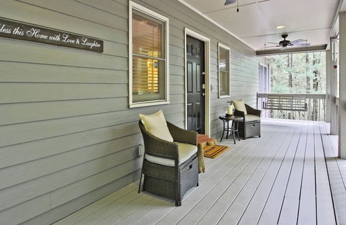 Big Canoe House | Beautiful "Cozy Mountain" Views! 3BR/2BA Great for Families! Flat driveway!