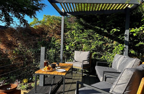 Christow House | Beautiful Dartmoor village location, modern family home. Dog friendly!