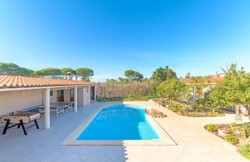 Aldeia de Brescos Villa | Beautiful Deluxe Villa 4 Bedroom