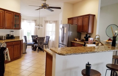 Virginia Trace House | Beautiful designer home at Virginia Trace, Lake Sumter's Landing