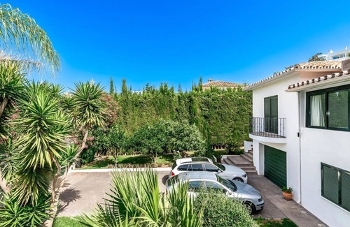 San Pedro de Alcantara Villa | Beautiful 3 bedroom villa with Private Pool near Puerto Banus