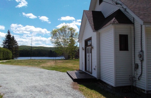 Brant Lake House | Beautiful Family Friendly Lakefront Property On Brant Lake
