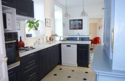 Damgan Apartment | Beautiful family home for 10 people