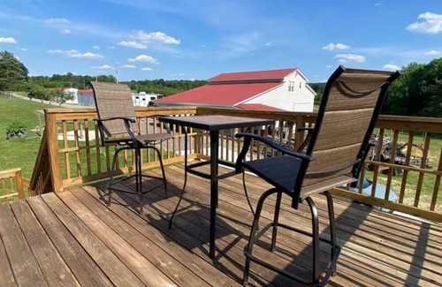 Kernersville House | Beautiful Farm and Barndo Loft in Kernersville with WiFi and AC