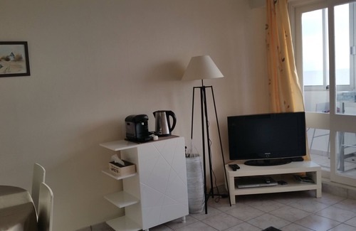 Saint-Hilaire-de-Riez Apartment | Beautiful F2 apartment facing the ocean with all comfort