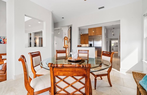 Dauphin Island House | Beautiful Gulf Front home in gated East End community