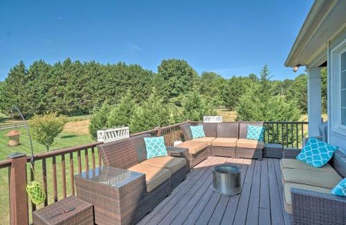 Hiawassee House | Beautiful Hiawassee Home with Mountain Views!
