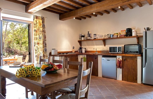 Montelaguardia Villa | Beautiful Hilltop 6 Bedroom Villa near Perugia