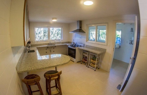 Enseada do Gancho House | Beautiful Hilltop House, Tartaruga Beach