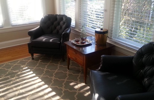 Harters Heights House | Beautiful Historic Home, Walk to Campus and Eddy Street.
