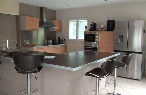 Ambares-et-Lagrave House | Beautiful house near Bordeaux and the ocean