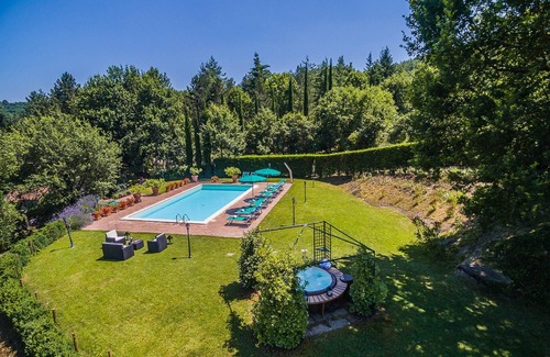 Monterchi House | Beautiful holiday home in Monterchi with large garden