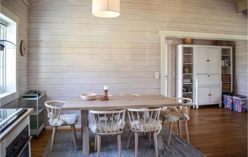 Aremark House | Beautiful Home In Aremark With Kitchen