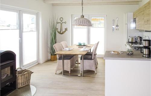 Busum House | Beautiful Home In Büsum With Kitchen