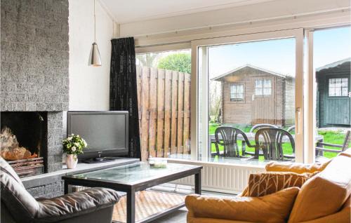 Bruinisse House | Beautiful Home In Bruinisse With Wifi