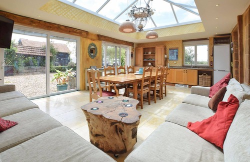 Vire-Normandie House | Beautiful home in Coulonces with WiFi