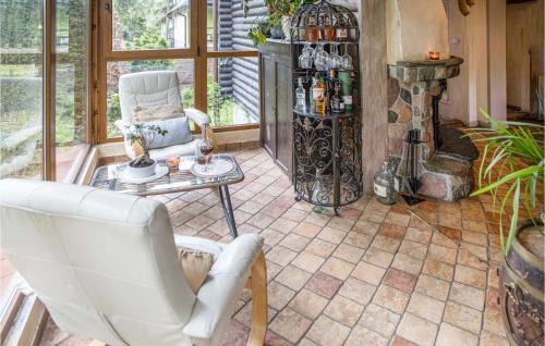 Gietrzwald House | Beautiful Home In Lupstych With Sauna