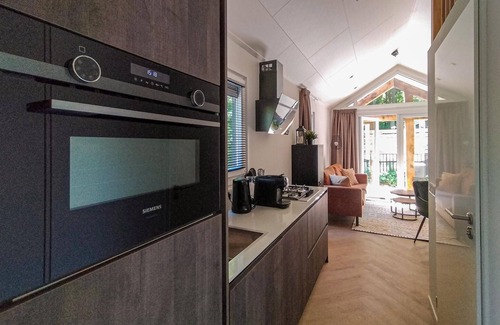 Heinkenszand House | Beautiful home in Heinkenszand