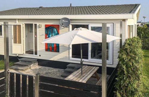 Sint-Annaland House | Beautiful home in Sint-Annaland