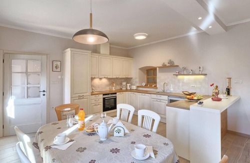 Heki House | Beautiful home in Pazin