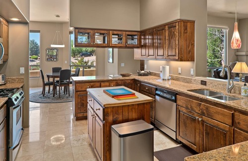 Sedona House | Beautiful Home in the Chapel area with an Observation Deck that has Red Rock