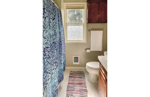 Kerns House | Beautiful Home in Walkable Foodie Heaven