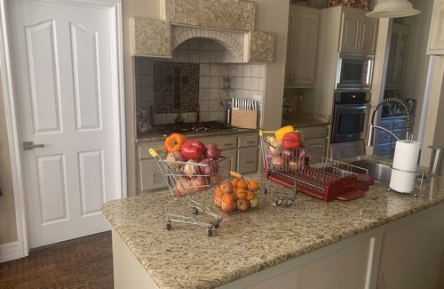 Midlothian House | Beautiful Home on Beautiful Land