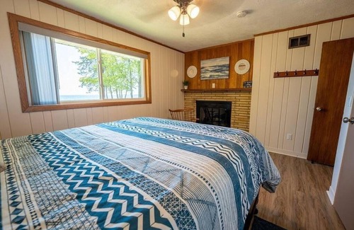 Bark River House | Beautiful home on Lake Michigan, near Escanaba