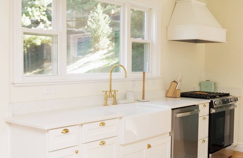 Canonsburg House | Beautiful Home Overlooking Highland Cow Farm/Near Pittsburgh