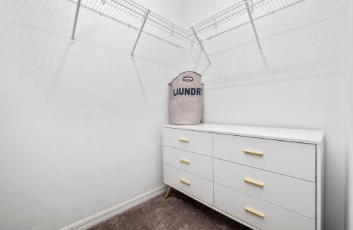 Gainesville House | Beautiful Home, Walk to UF, Newly built