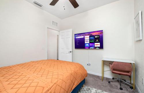 Gainesville House | Beautiful Home, Walk to UF, Newly built