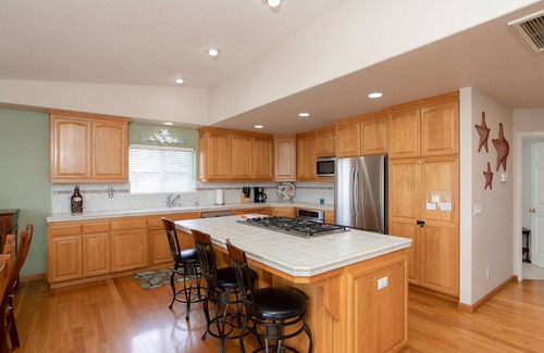 Morro Bay House | Beautiful home with a view of the Rock - fits the family!