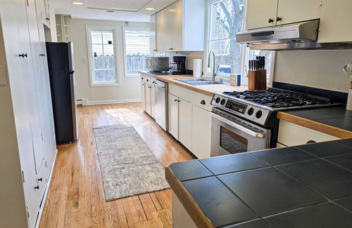 Downtown Anchorage House | Beautiful home with fireplace, washer/dryer, WiFi, & nearby activities