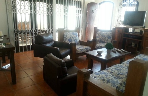 Cidade da Crianca House | Beautiful house on the beach! Balneário florida !