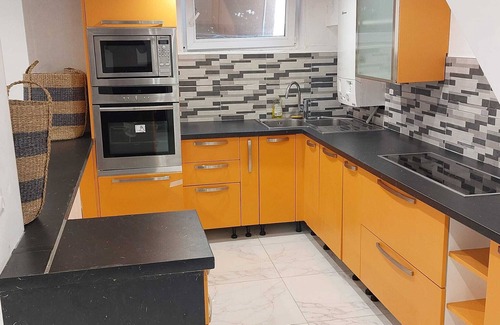 Epinay-sur-Seine House | Beautiful house with sauna and jacuzzi near Paris