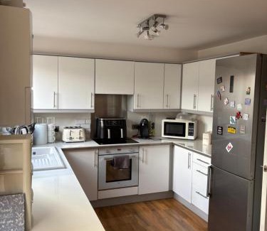 Blackburn Apartment | Beautiful House Edinburgh South