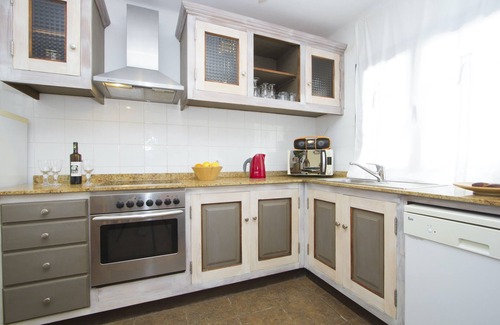 Punta Mujeres Villa | Beautiful house in Punta Mujeres, communal pool