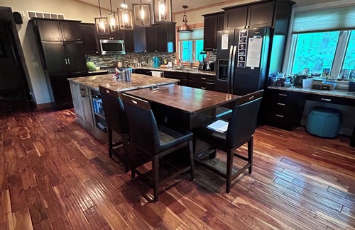 Williamsburg House | Beautiful house Ten minutes from Flint Fields horse show in Williamsburg