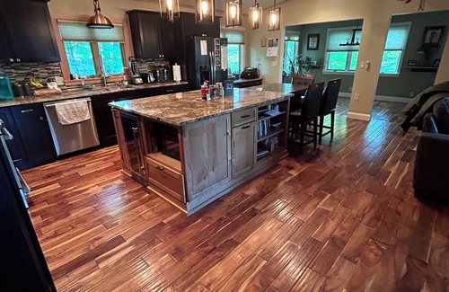 Williamsburg House | Beautiful house Ten minutes from Flint Fields horse show in Williamsburg