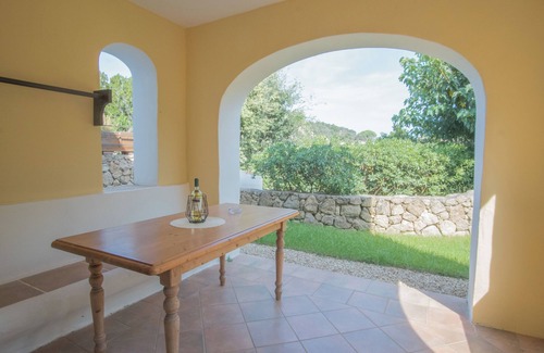 Liscia di Vacca Apartment | Beautiful Il Giardino Degli Oleandri 1 Bedroom Sleep 4, Plus Extra Child