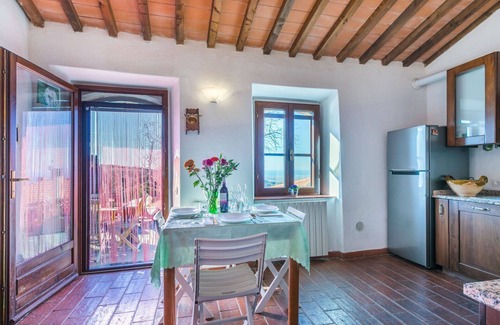 Castellina Marittima House | Beautiful private villa for 6 people with WIFI, hot tub, terrace, pets allowed and panoramic view
