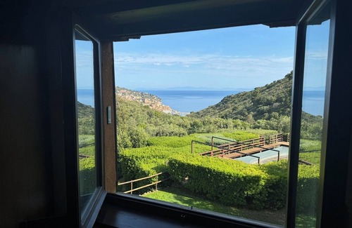 Porto Santo Stefano Villa | Beautiful Rustic Villa with Garden and Pool just outside Porto Santo Stefano