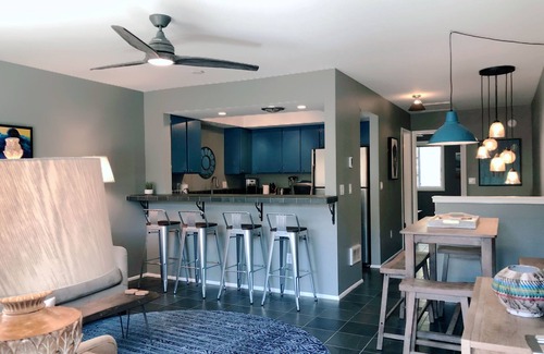 Jackson House | Beautiful Jackson Townhouse Hideaway - Walk to Town