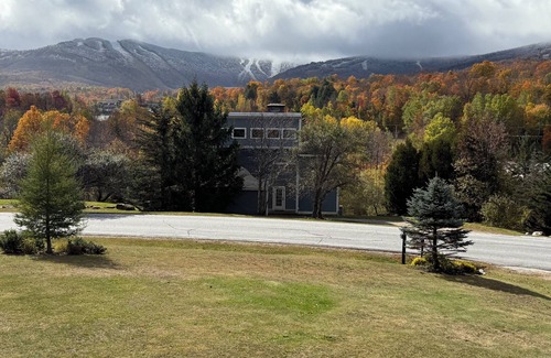 Killington House | Beautiful Killington Mountain Views - 2.1 miles to New Killington Base Lodge