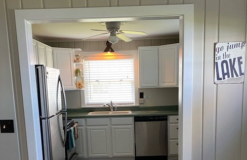 Middleville House | Beautiful Lake Front Home on Gun Lake!