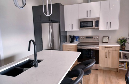 Central Okanagan House | beautiful lake view! 2 bed 2 bath - Permit #20227