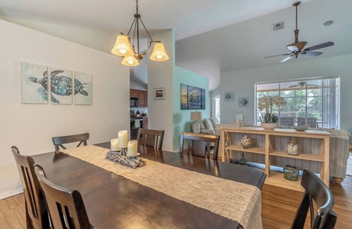 Central Naples House | Beautiful lake view with large lanai & heated private pool, 10 mins to beach!