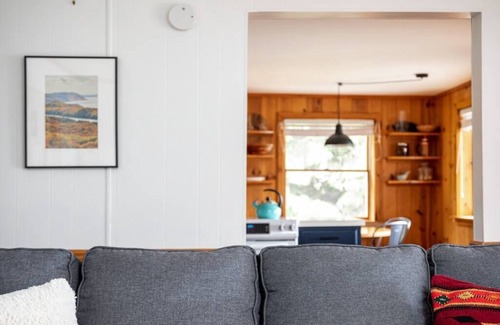 Traverse City Cottage | Beautiful Leelanau County cottage & guest bunkhouse on 75' of waterfront.