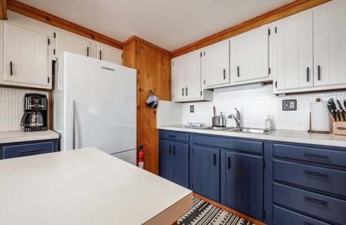 Traverse City Cottage | Beautiful Leelanau County cottage & guest bunkhouse on 75' of waterfront.