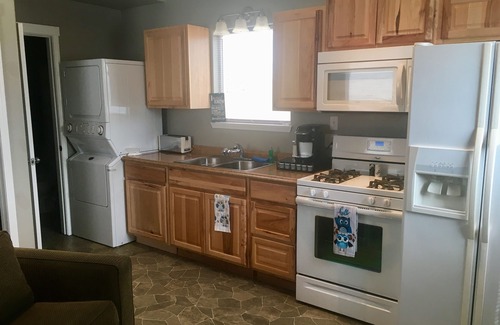 Anchor Point House | Beautiful Little One Bedroom Cabin 7 miles from the Halibut Fishing Capitol!